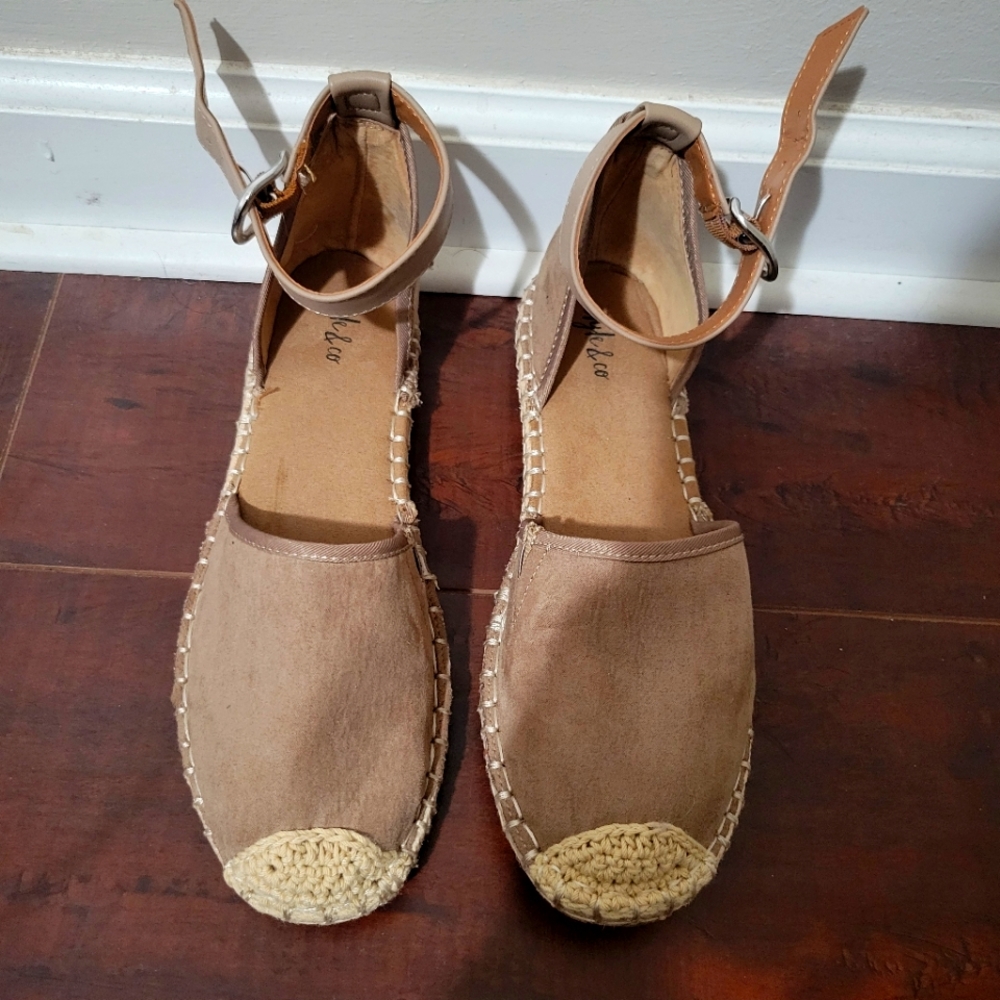 Style & Co. Size 7, suede mocassin type flat